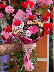 Karışık Mevsim Buketi 2 gül Buketi